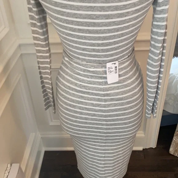 NWT Bailey 44 2-piece Skirt and Top - Picture 4 of 8